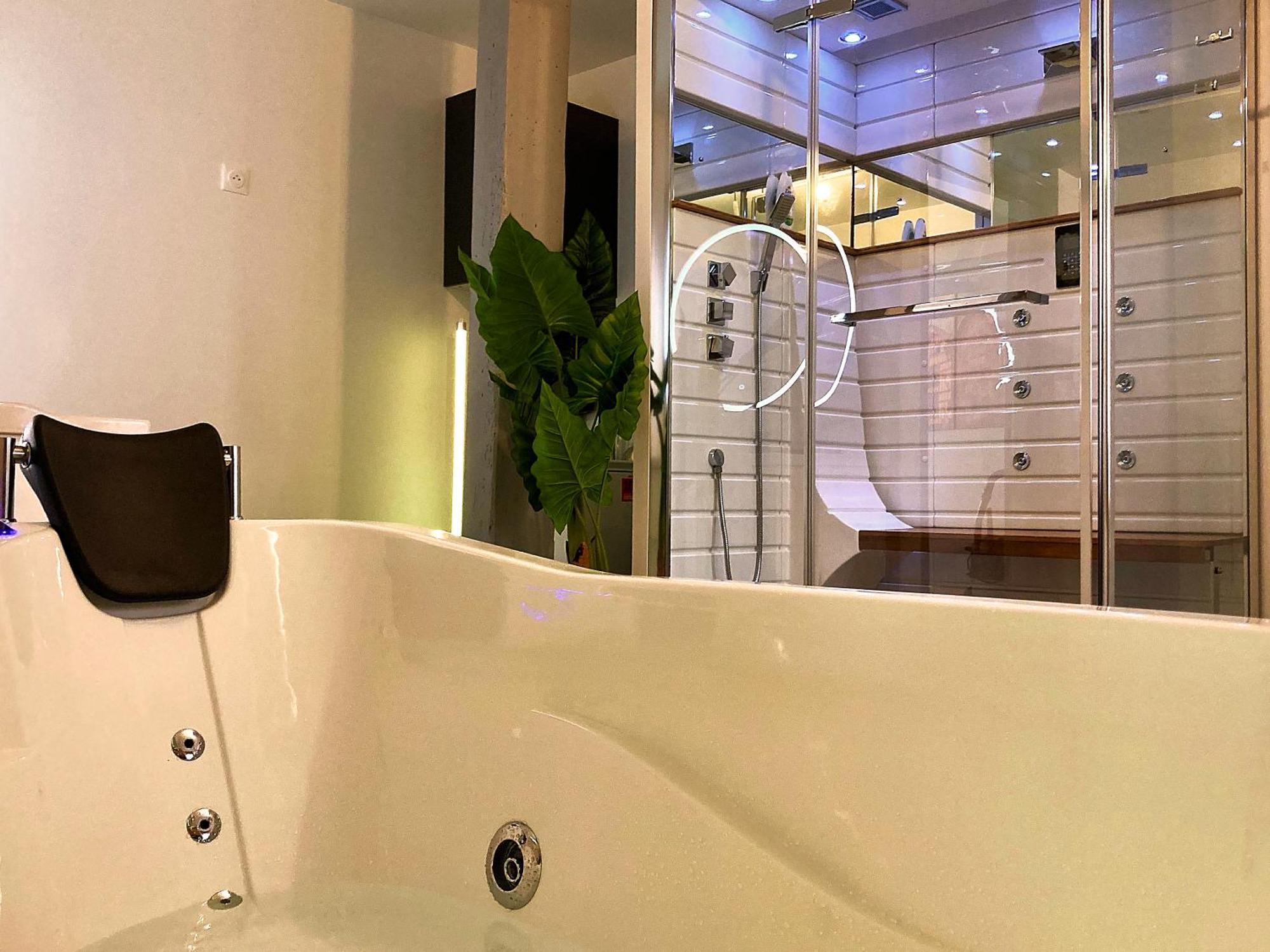 La Bulle De La Cathedrale - Spa - Sauna - Hammam Troyes Eksteriør billede